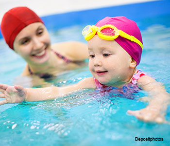 Как легко научить ребенка плавать
